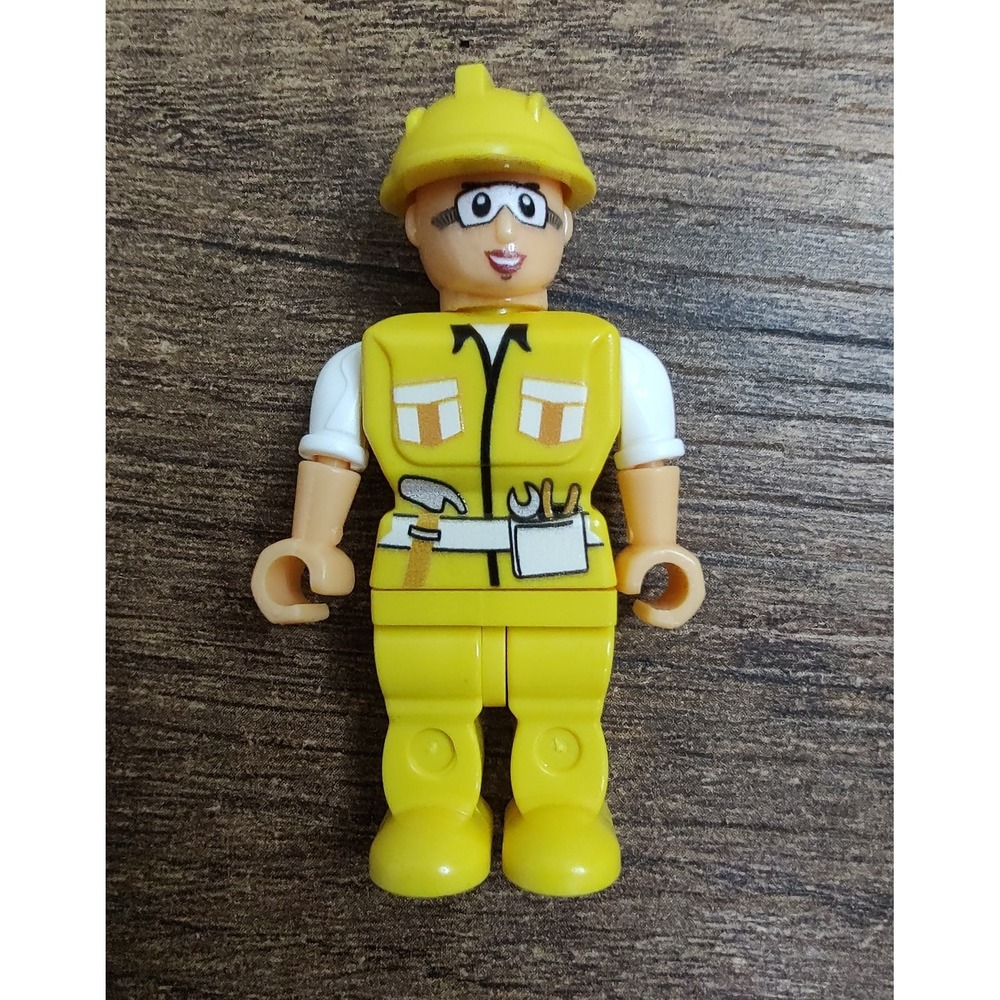 Greenbrier International Construction Worker Figure Yellow Vest Hard Hat Z26